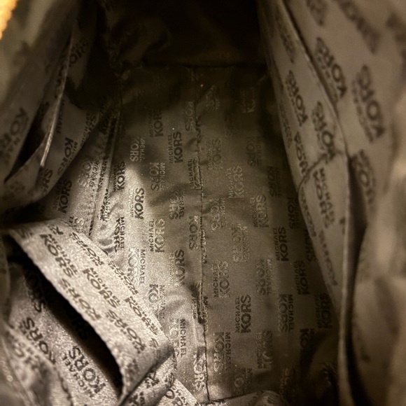 Michael Kors Margo Black Pebbled
Leather Satchel - Picture 6 of 6